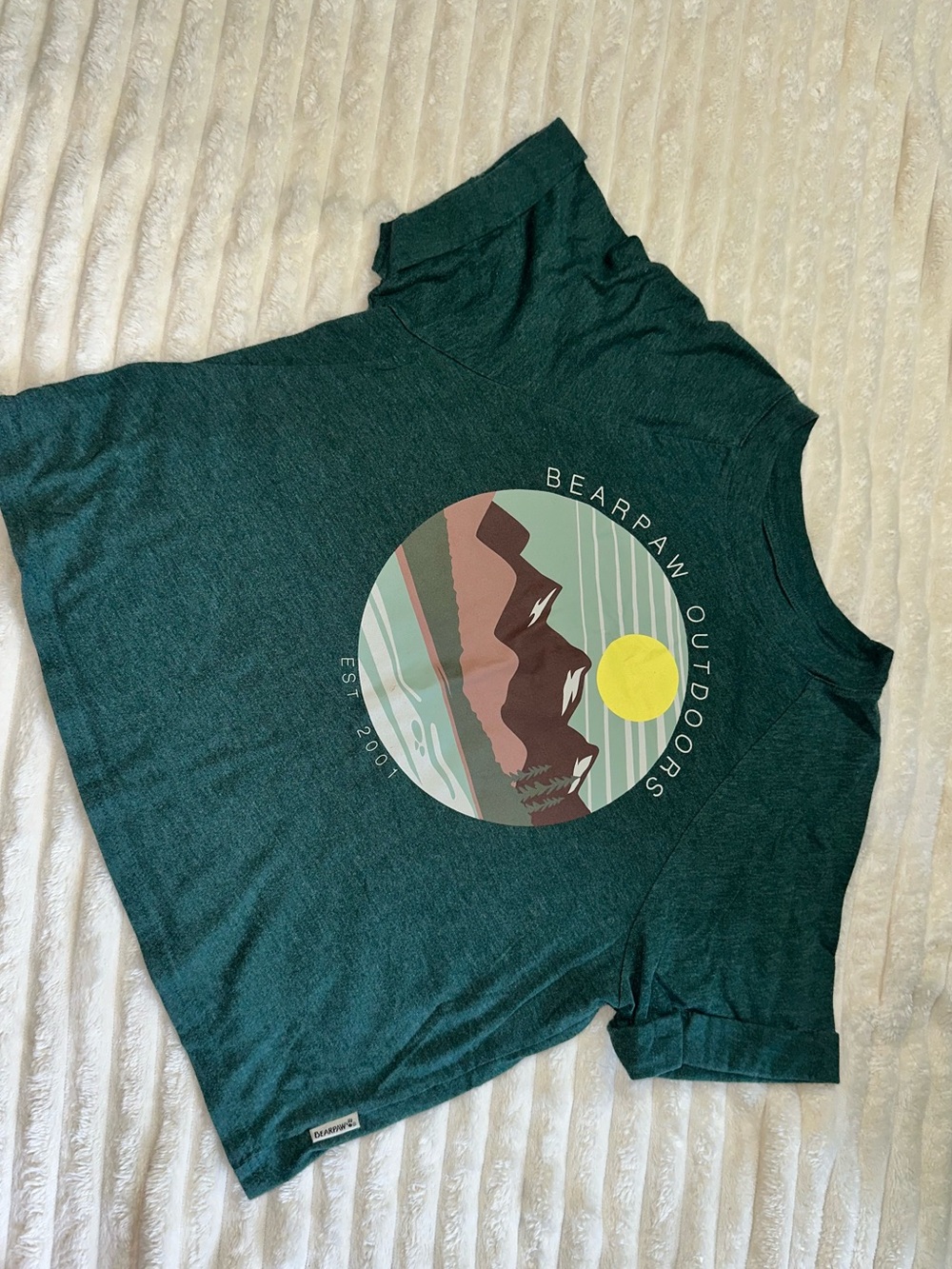 BearPaw Dark Green Graphic Mountain Tee